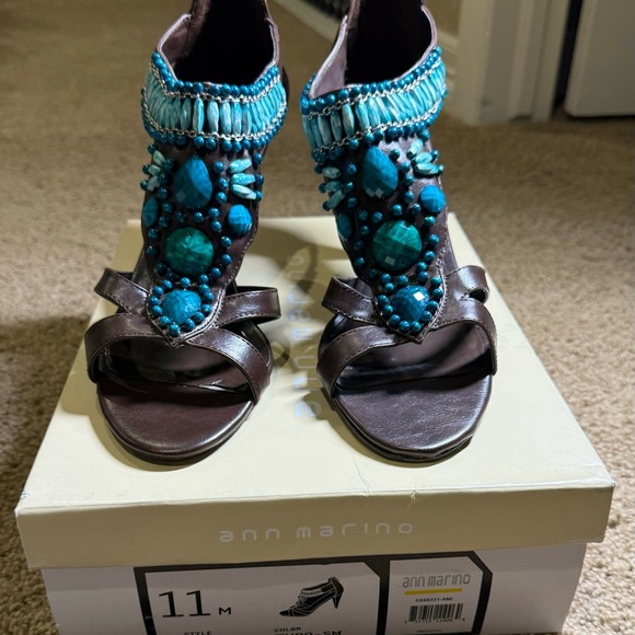Ann Marino habanera turq-SM size 11M - Picture 3 of 5